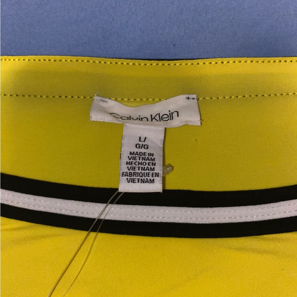 Shirt - Picture 3 of 3
